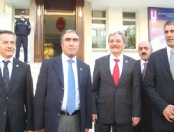 Doğru Vali Öztürk'ü ziyaret etti